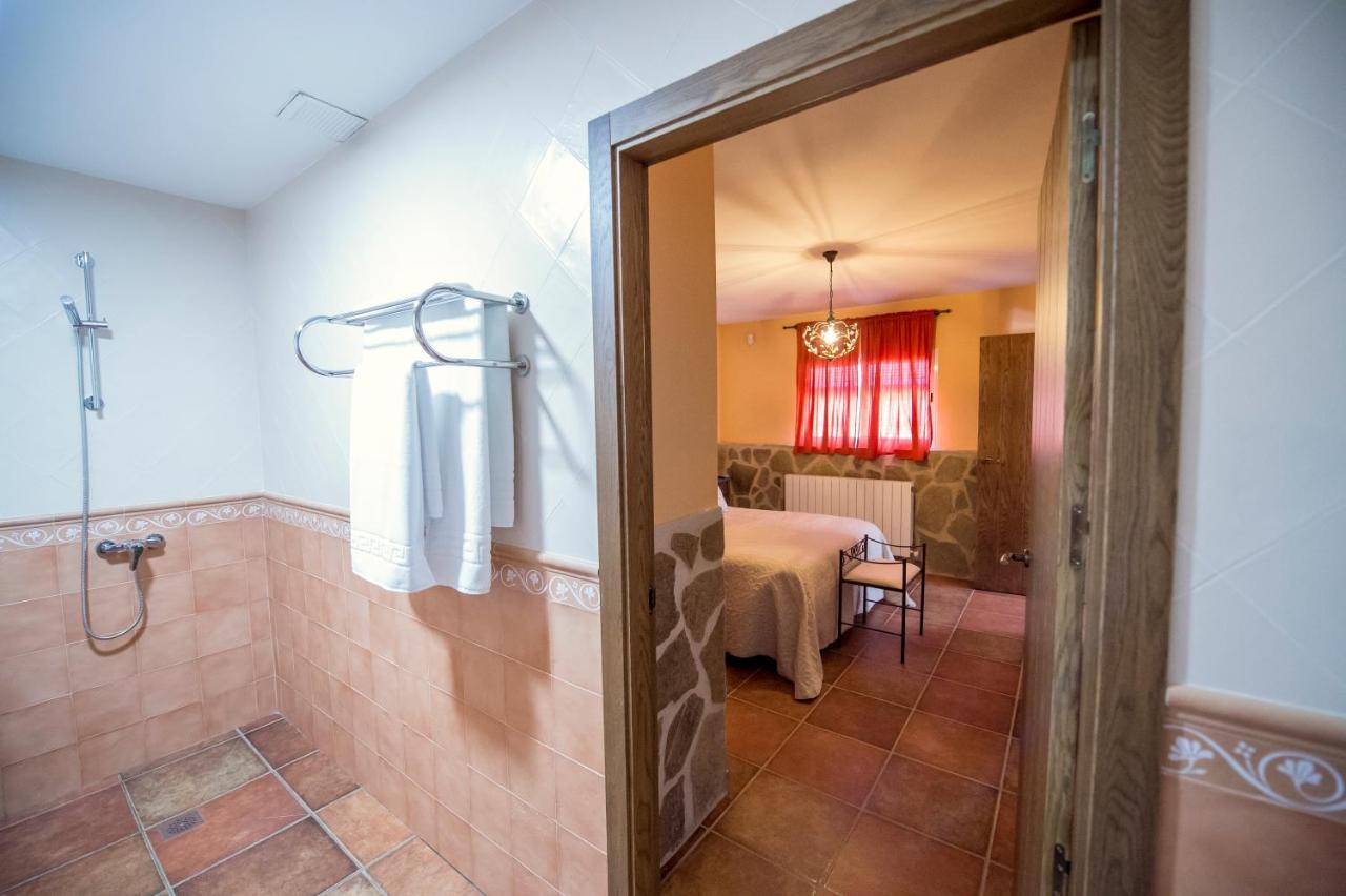 Casa Rural Encinar De Las Flores Los Navalucillos 外观 照片