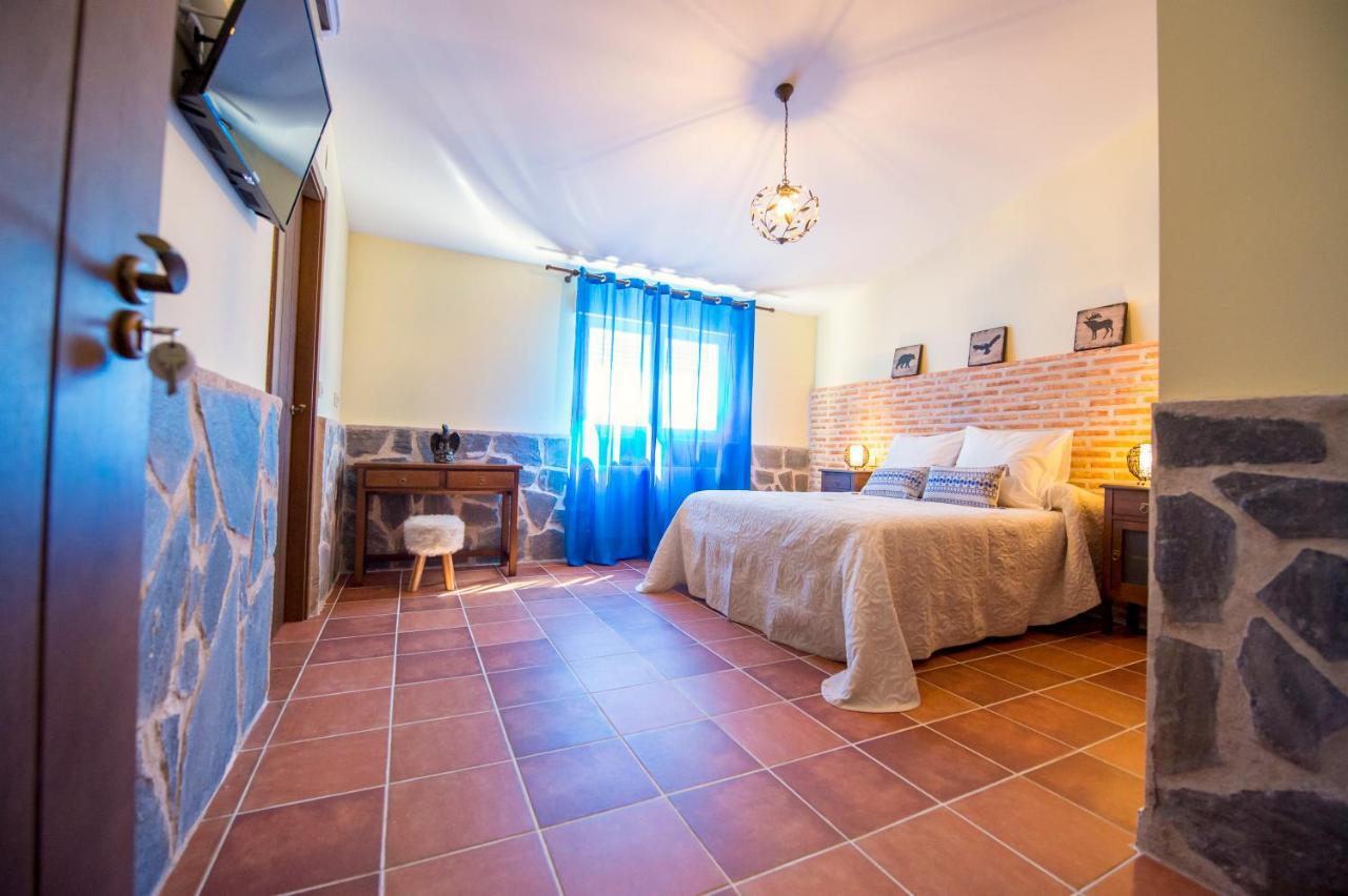 Casa Rural Encinar De Las Flores Los Navalucillos 外观 照片
