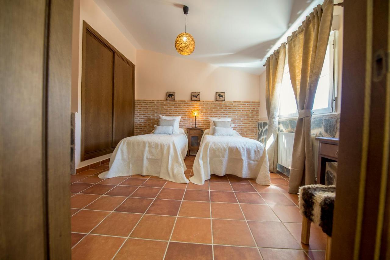 Casa Rural Encinar De Las Flores Los Navalucillos 外观 照片